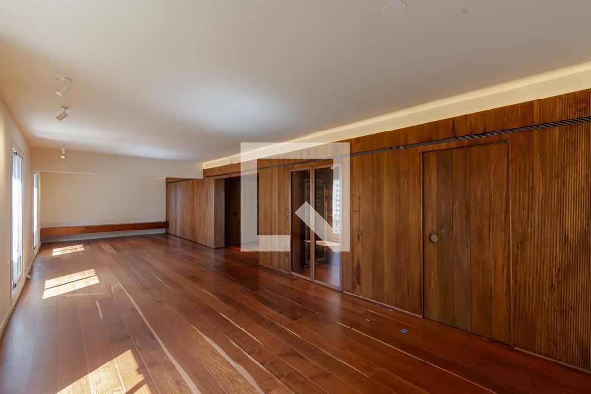 Apartamento, 3 quartos, 193 m² - Foto 1