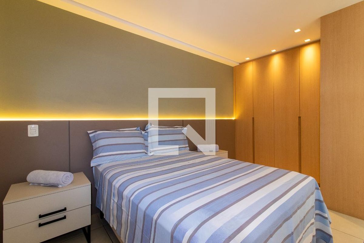 Apartamento à Venda - Bosque, 1 Quarto,  46 m2 em , Campinas - sp | SoloBR