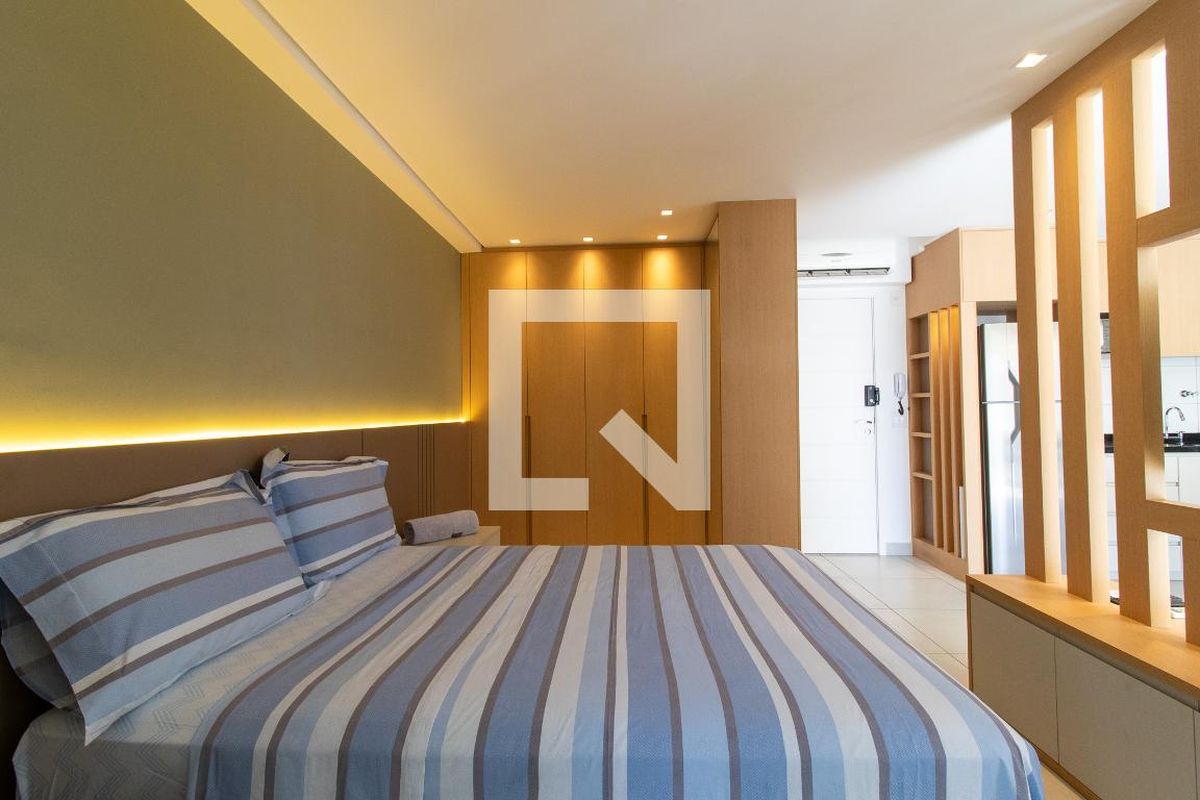Apartamento à Venda - Bosque, 1 Quarto,  46 m2 em , Campinas - sp | SoloBR