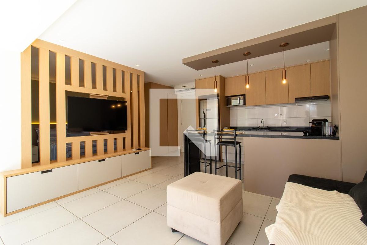 Apartamento à Venda - Bosque, 1 Quarto,  46 m2 em , Campinas - sp | SoloBR