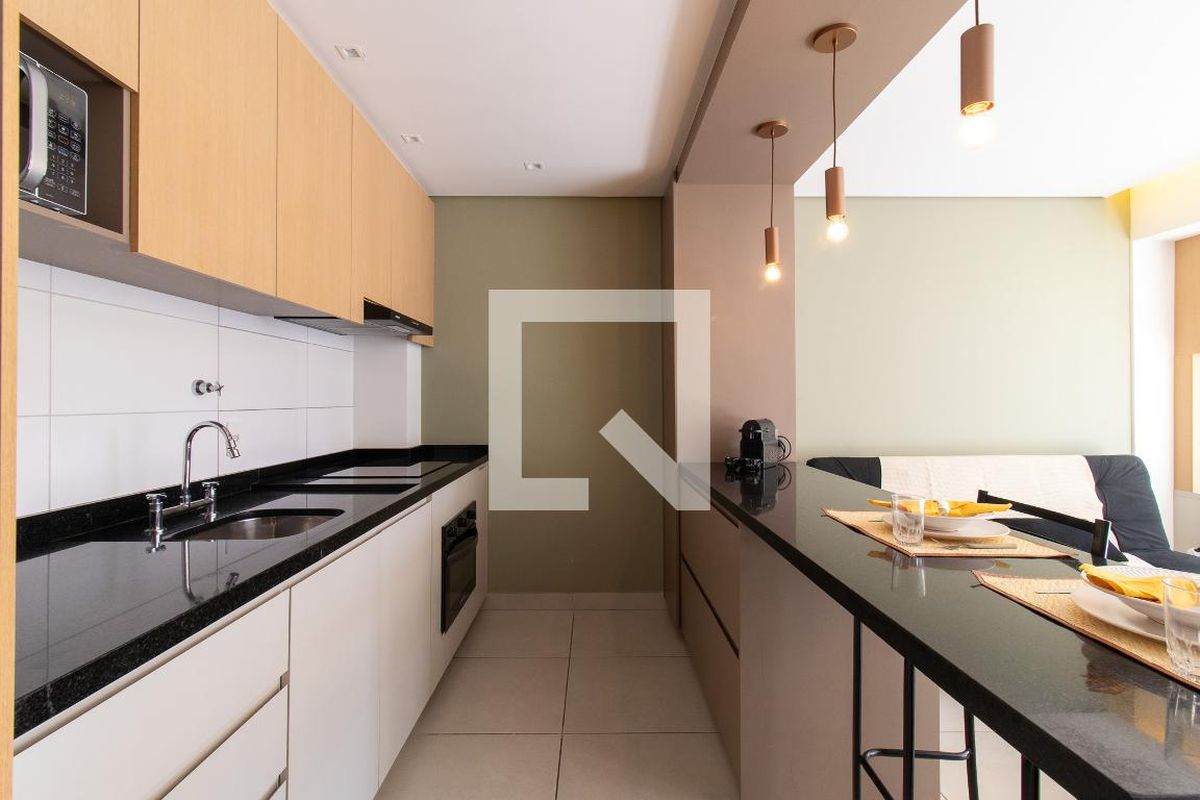 Apartamento à Venda - Bosque, 1 Quarto,  46 m2 em , Campinas - sp | SoloBR