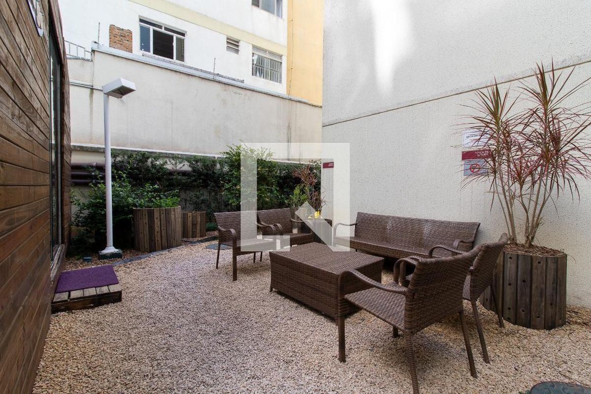 Apartamento à Venda - Bosque, 1 Quarto,  46 m2 em , Campinas - sp | SoloBR