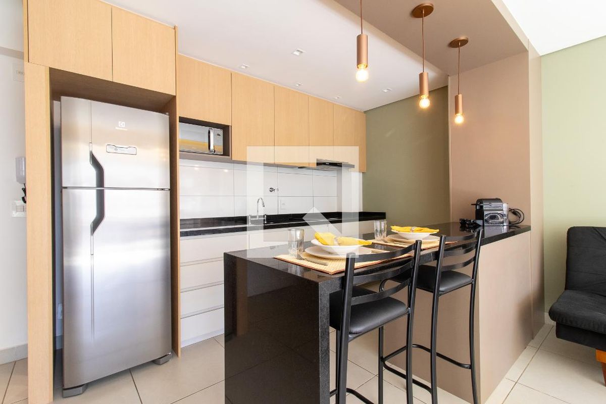 Apartamento à Venda - Bosque, 1 Quarto,  46 m2 em , Campinas - sp | SoloBR
