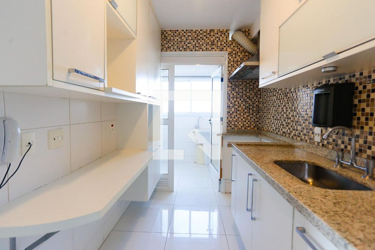 Apartamento, 3 quartos, 95 m² - Foto 2