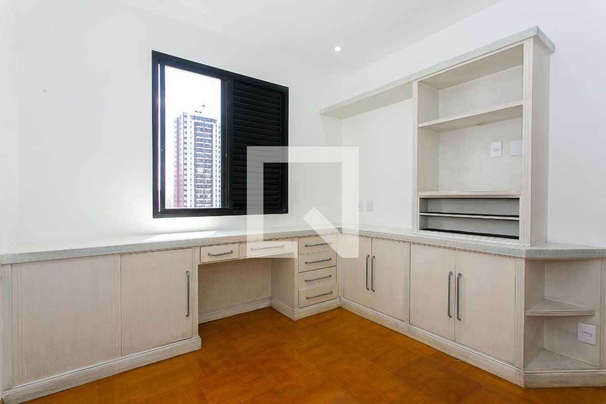 Apartamento, 4 quartos, 245 m² - Foto 25