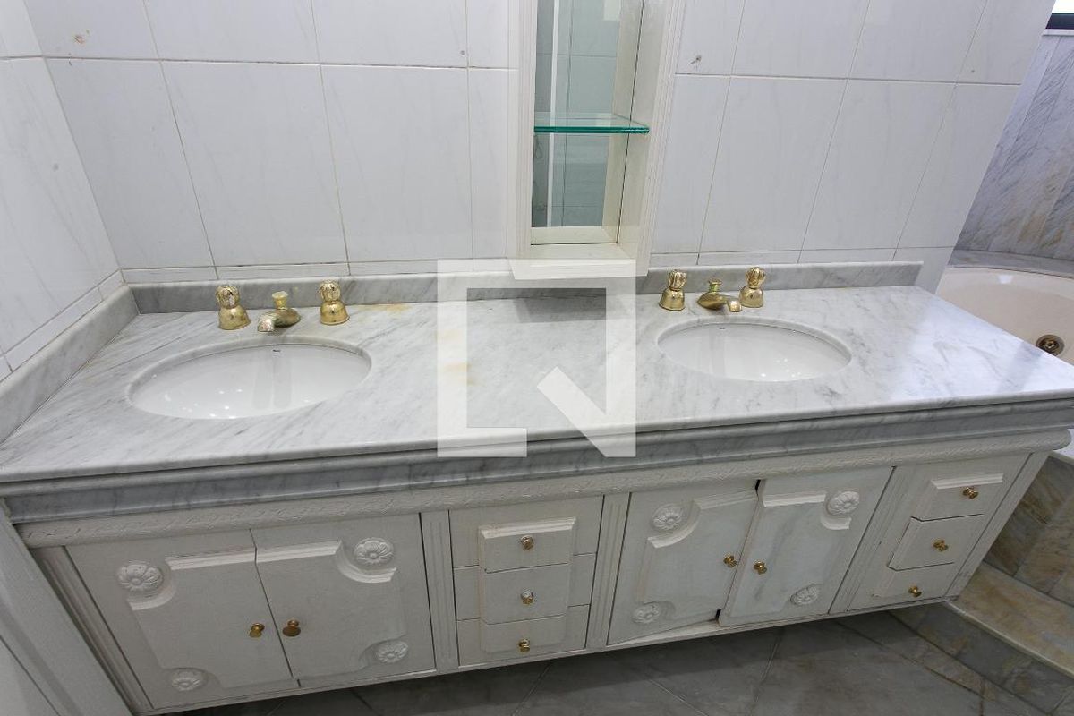 Apartamento, 4 quartos, 245 m² - Foto 55