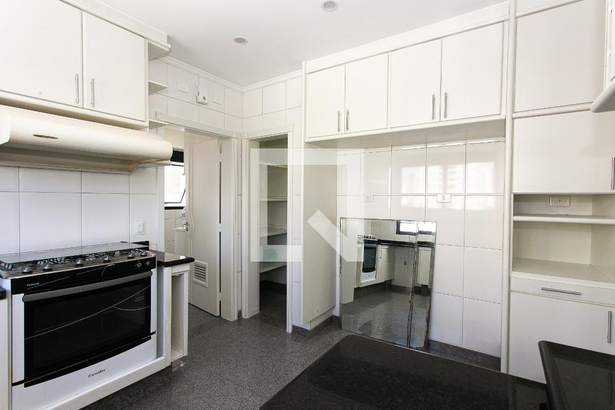Apartamento, 4 quartos, 245 m² - Foto 62