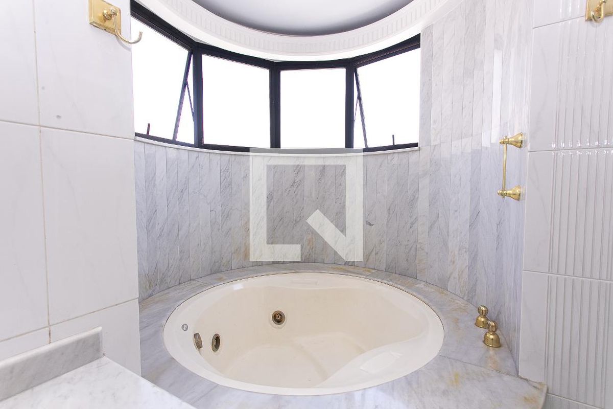 Apartamento, 4 quartos, 245 m² - Foto 58