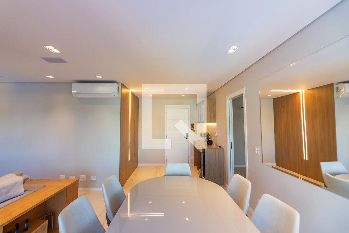 Apartamento, 3 quartos, 136 m² - Foto 2