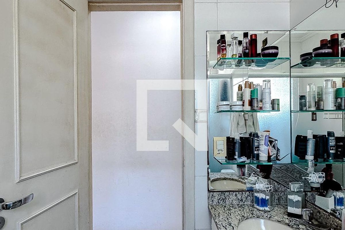 Casa, 3 quartos, 250 m² - Foto 17