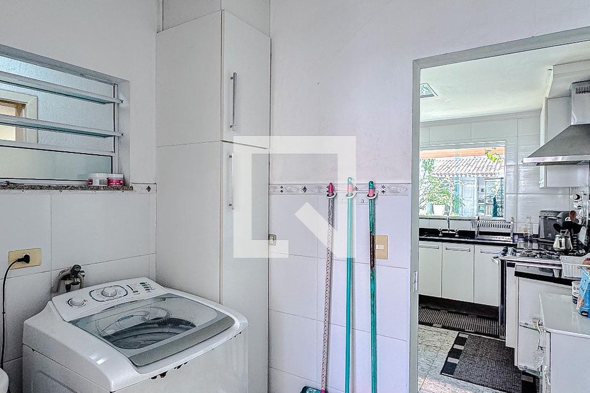 Casa, 3 quartos, 250 m² - Foto 54