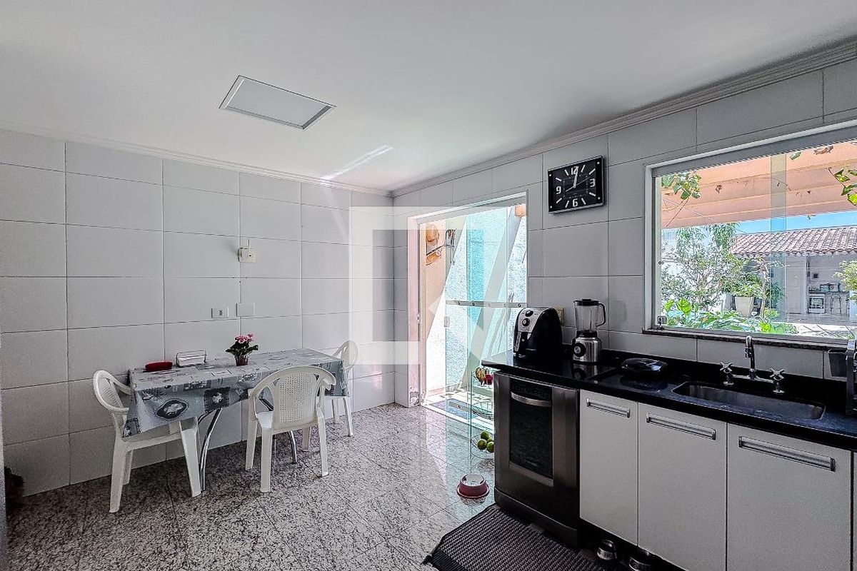 Casa, 3 quartos, 250 m² - Foto 50