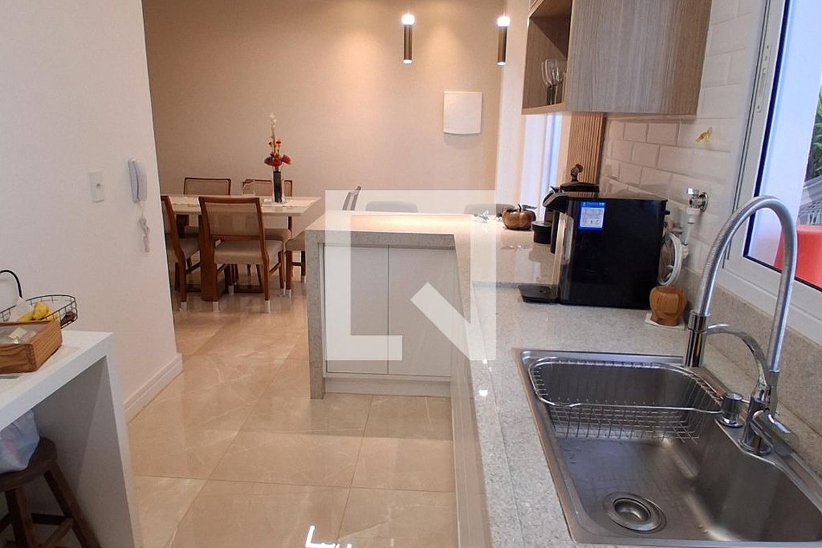 Casa à Venda - Mansões Santo Antônio, 3 Quartos,  200 m2 em , Campinas - sp | SoloBR