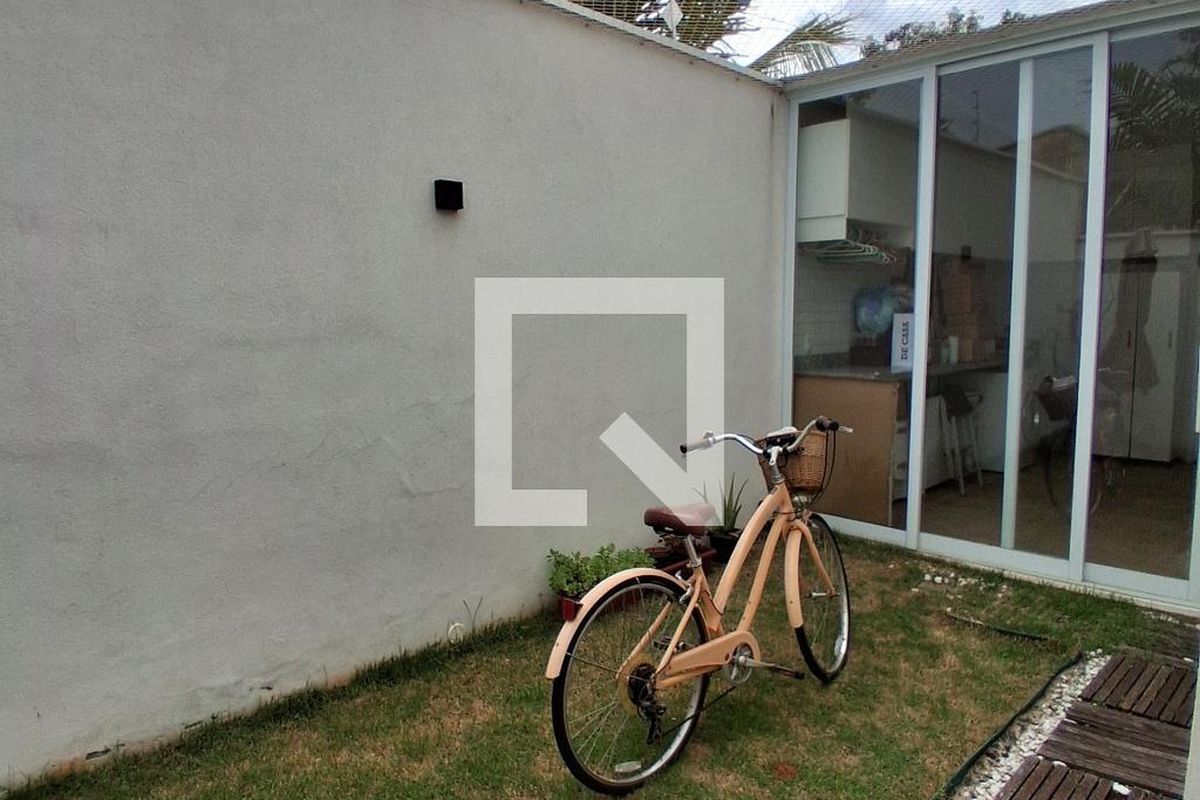 Casa à Venda - Mansões Santo Antônio, 3 Quartos,  200 m2 em , Campinas - sp | SoloBR