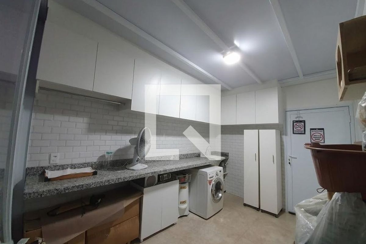 Casa à Venda - Mansões Santo Antônio, 3 Quartos,  200 m2 em , Campinas - sp | SoloBR