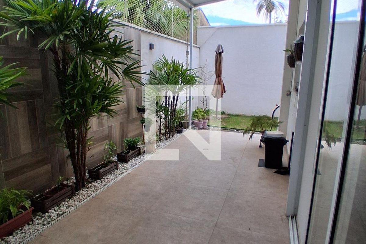 Casa à Venda - Mansões Santo Antônio, 3 Quartos,  200 m2 em , Campinas - sp | SoloBR