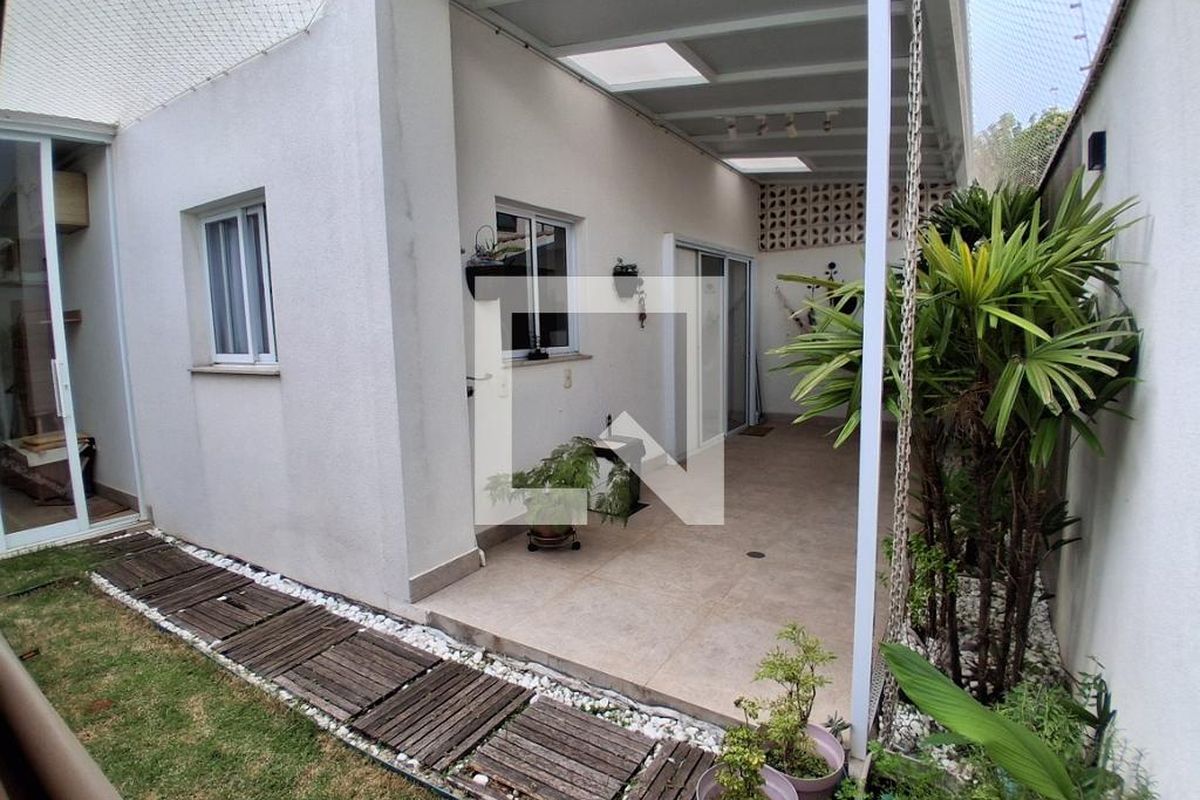 Casa à Venda - Mansões Santo Antônio, 3 Quartos,  200 m2 em , Campinas - sp | SoloBR