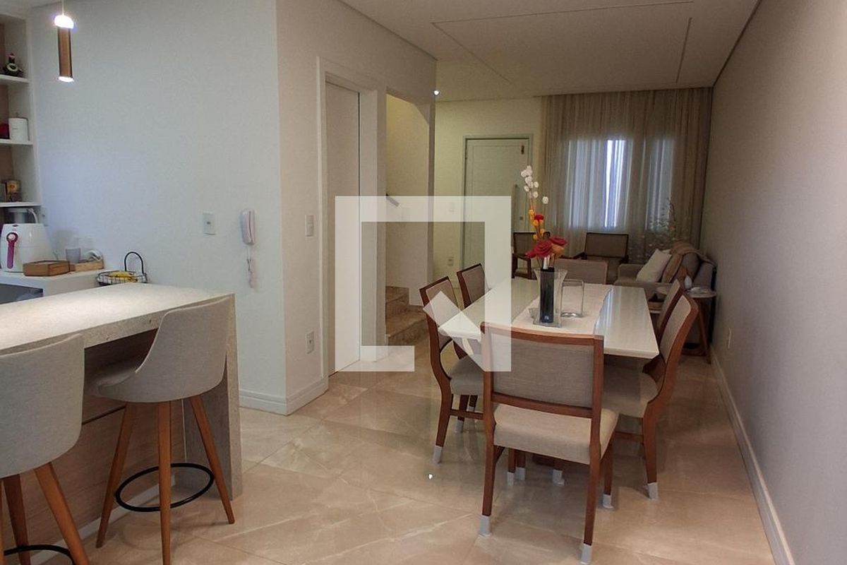 Casa à Venda - Mansões Santo Antônio, 3 Quartos,  200 m2 em , Campinas - sp | SoloBR