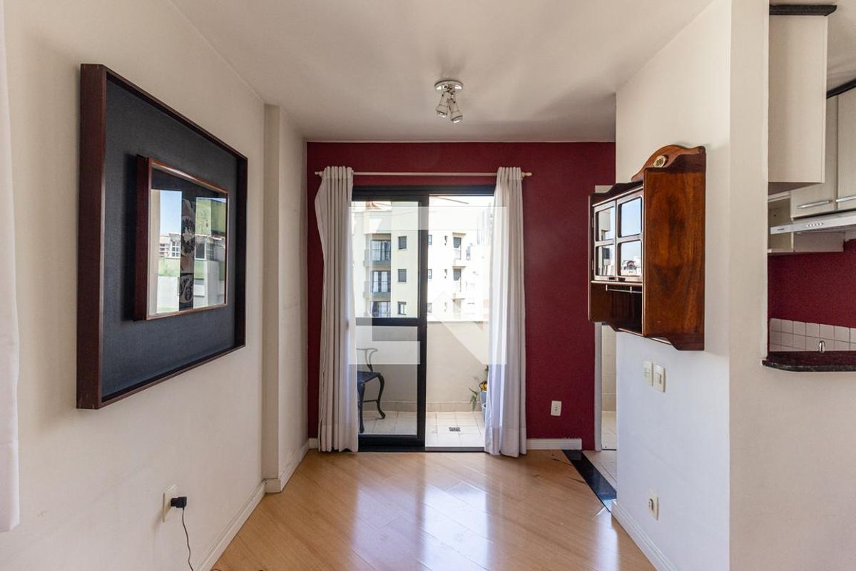 Apartamento, 1 quarto, 33 m² - Foto 2
