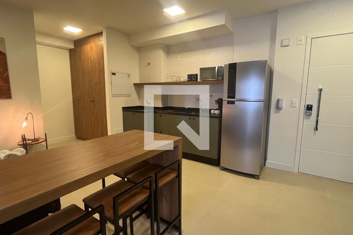 Apartamento à Venda - Bosque, 1 Quarto,  46 m2 em , Campinas - sp | SoloBR