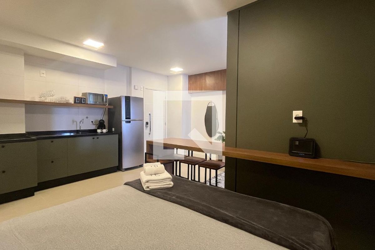 Apartamento à Venda - Bosque, 1 Quarto,  46 m2 em , Campinas - sp | SoloBR