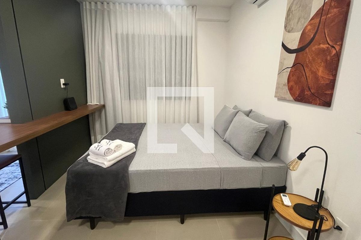 Apartamento à Venda - Bosque, 1 Quarto,  46 m2 em , Campinas - sp | SoloBR