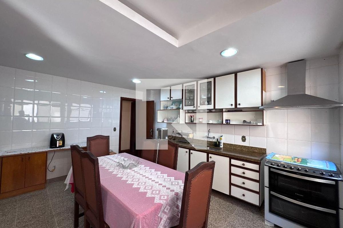 Apartamento, 3 quartos, 188 m² - Foto 47