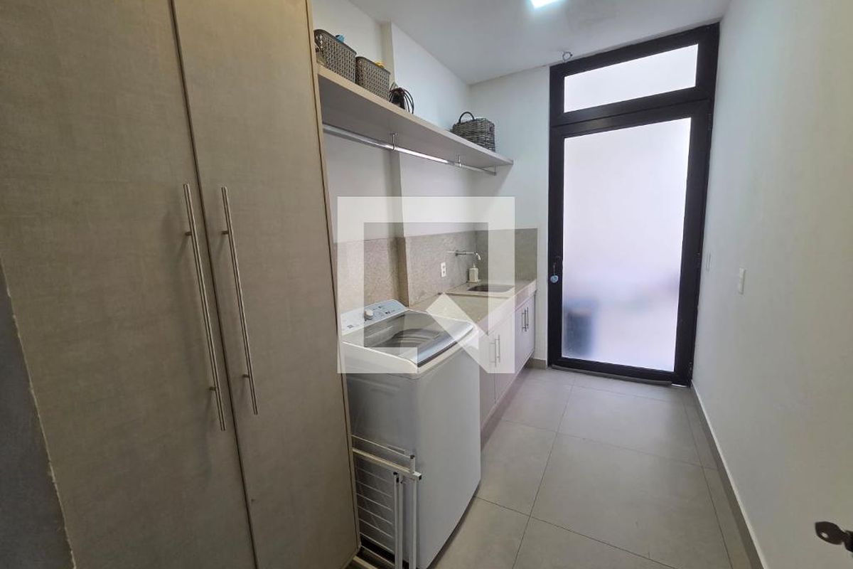 Casa, 3 quartos, 380 m² - Foto 30