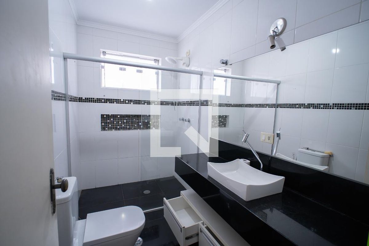 Casa, 4 quartos, 250 m² - Foto 26