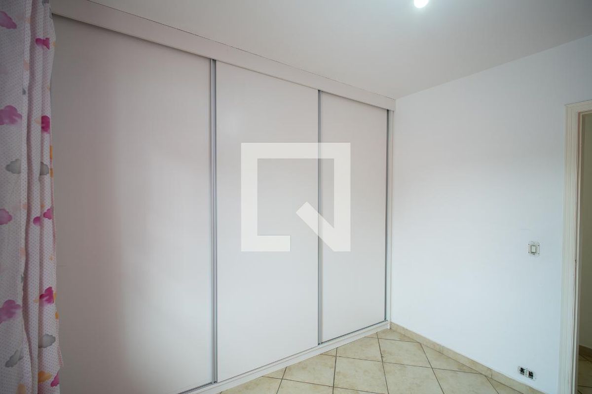 Casa, 4 quartos, 250 m² - Foto 15