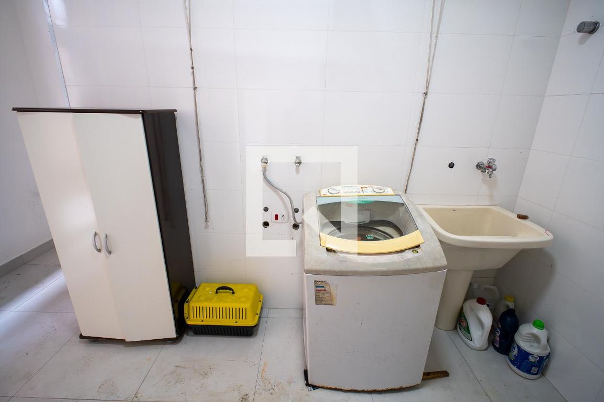 Casa, 4 quartos, 250 m² - Foto 45