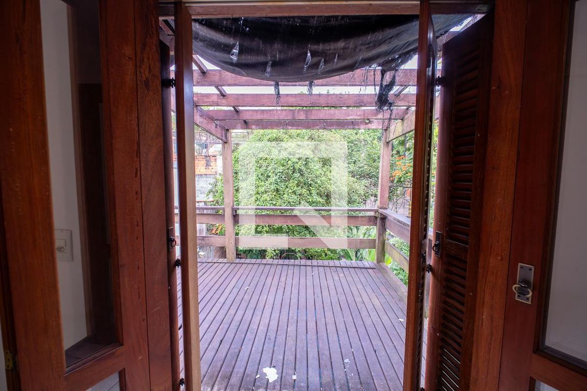 Casa, 4 quartos, 250 m² - Foto 10