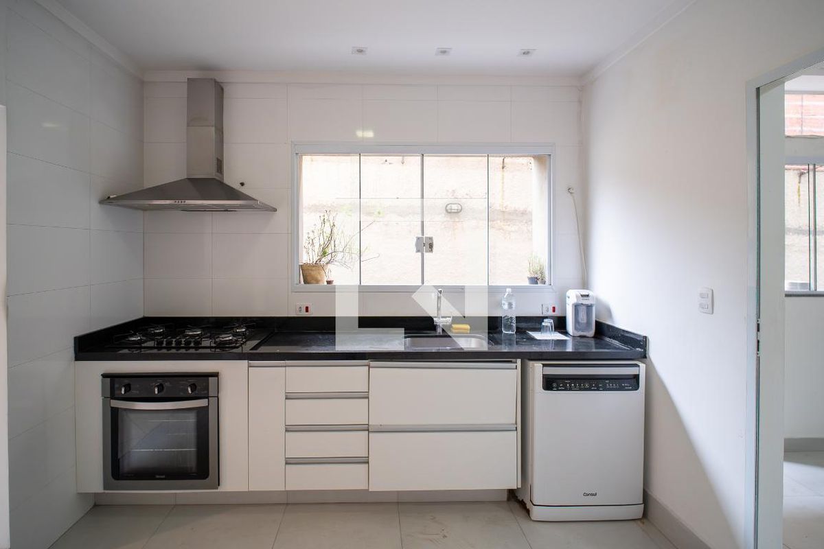 Casa, 4 quartos, 250 m² - Foto 40