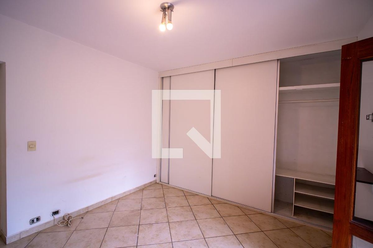 Casa, 4 quartos, 250 m² - Foto 7