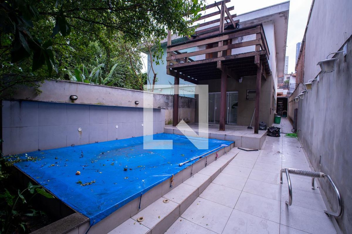 Casa, 4 quartos, 250 m² - Foto 56