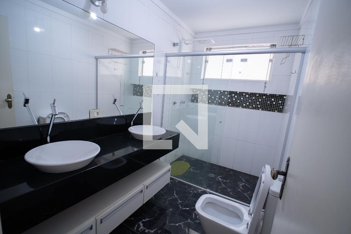 Casa, 4 quartos, 250 m² - Foto 22