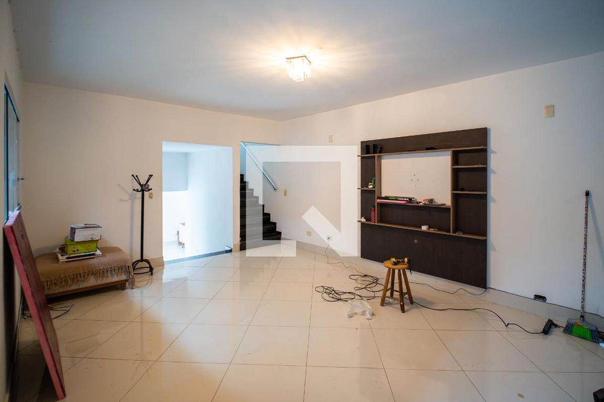 Casa, 4 quartos, 250 m² - Foto 1