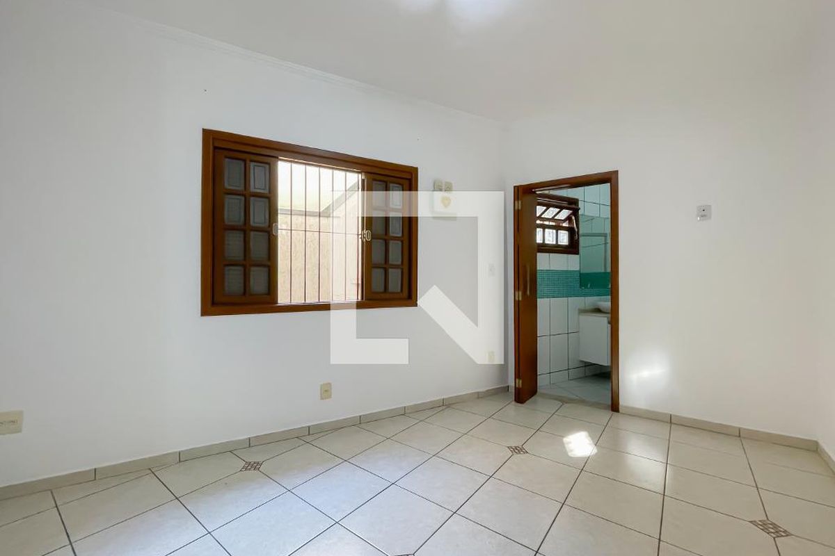 Casa, 2 quartos, 200 m² - Foto 11