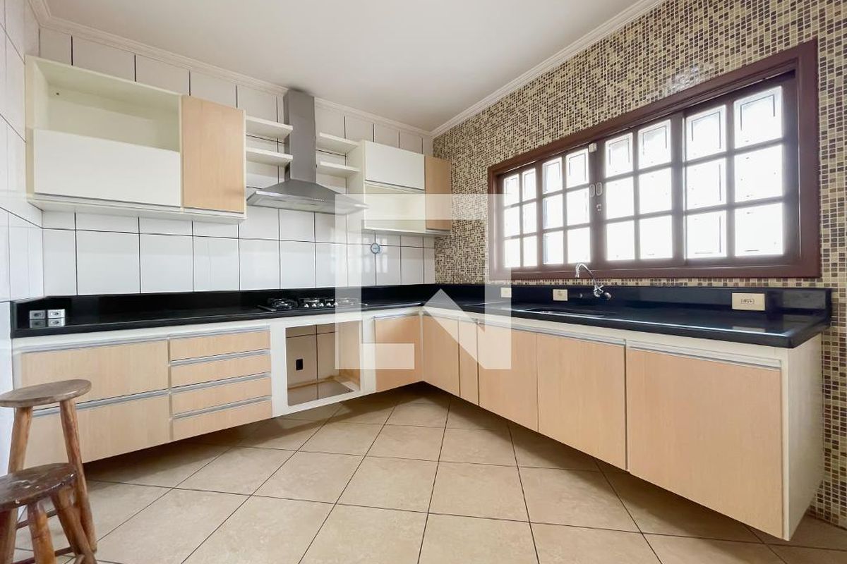 Casa, 2 quartos, 200 m² - Foto 26