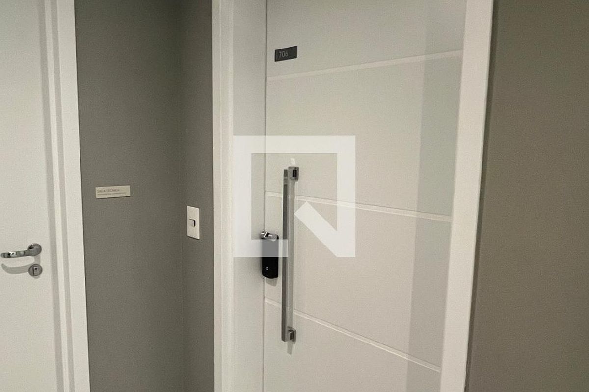 Apartamento à Venda - Bosque, 1 Quarto,  46 m2 em , Campinas - sp | SoloBR