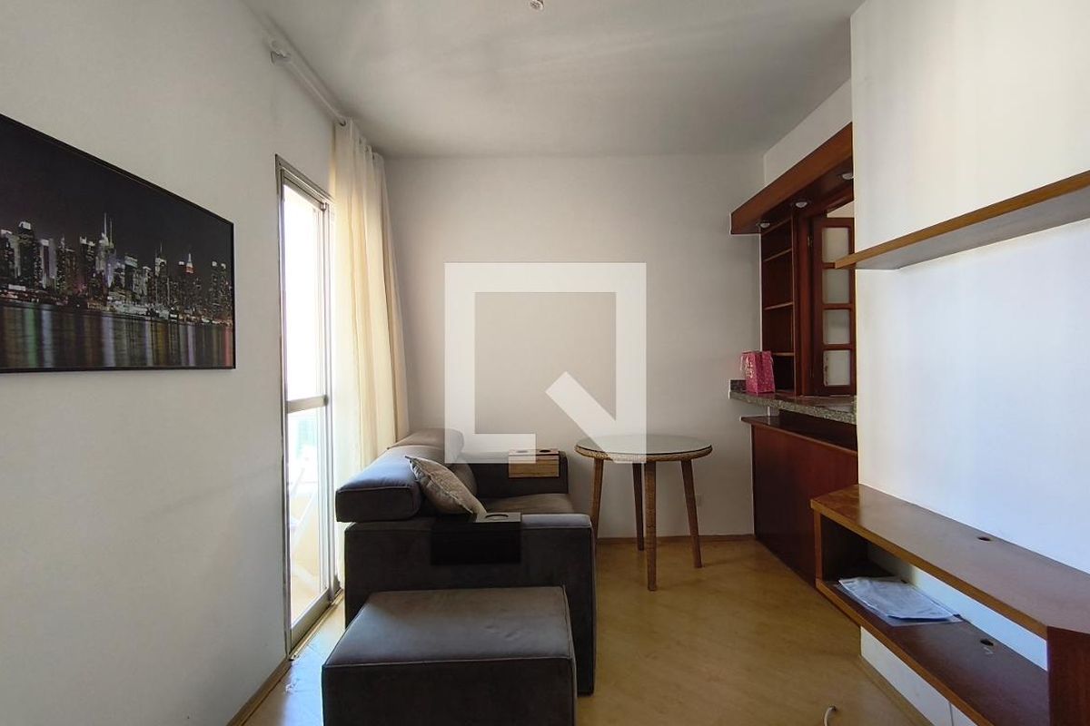 Apartamento, 1 quarto, 43 m² - Foto 2