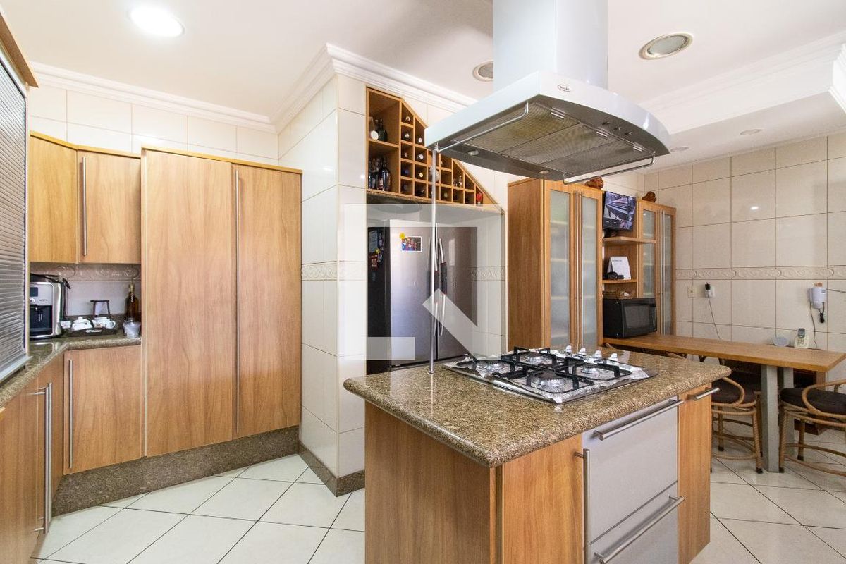 Casa à Venda - Taquaral, 4 Quartos,  430 m2 em , Campinas - sp | SoloBR