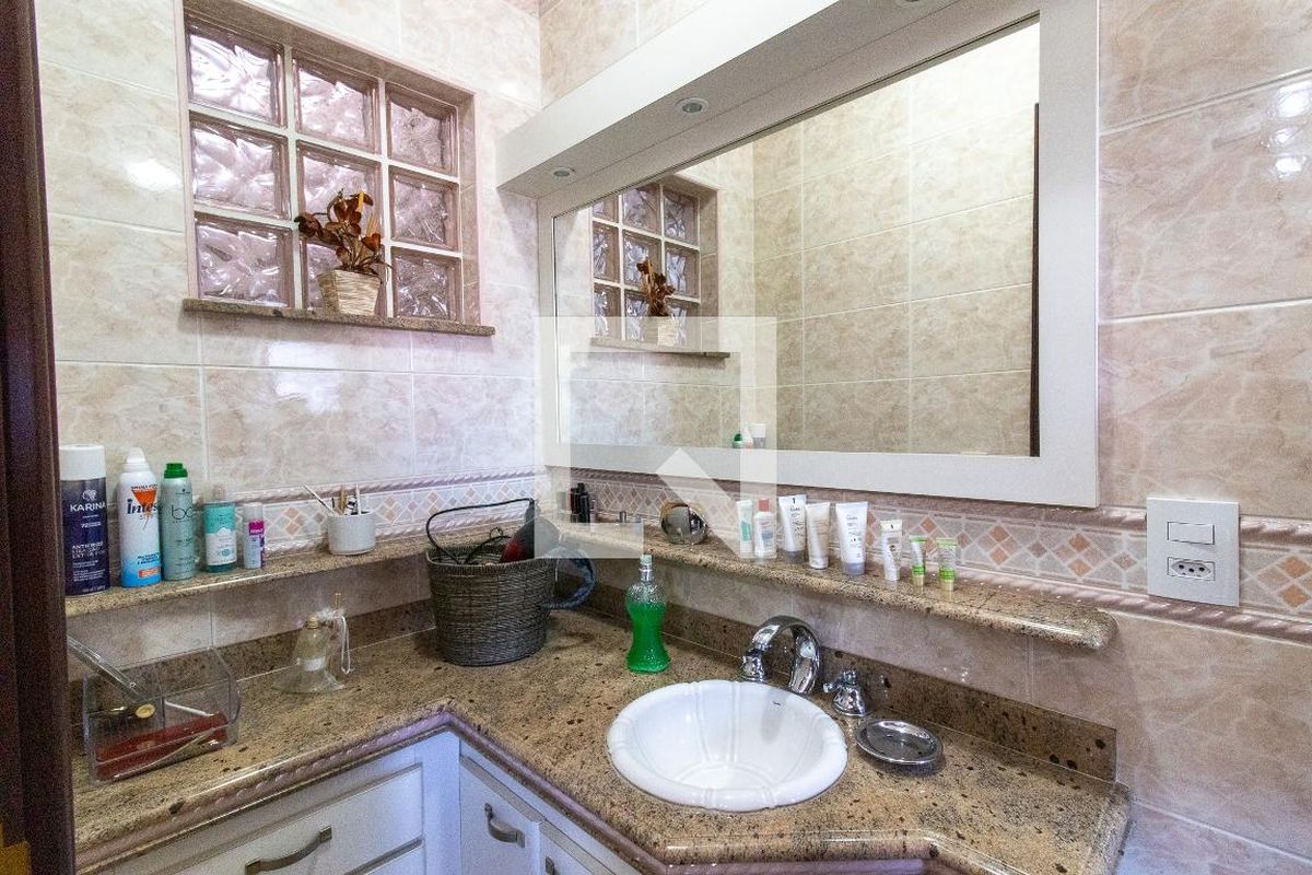 Casa à Venda - Taquaral, 4 Quartos,  430 m2 em , Campinas - sp | SoloBR