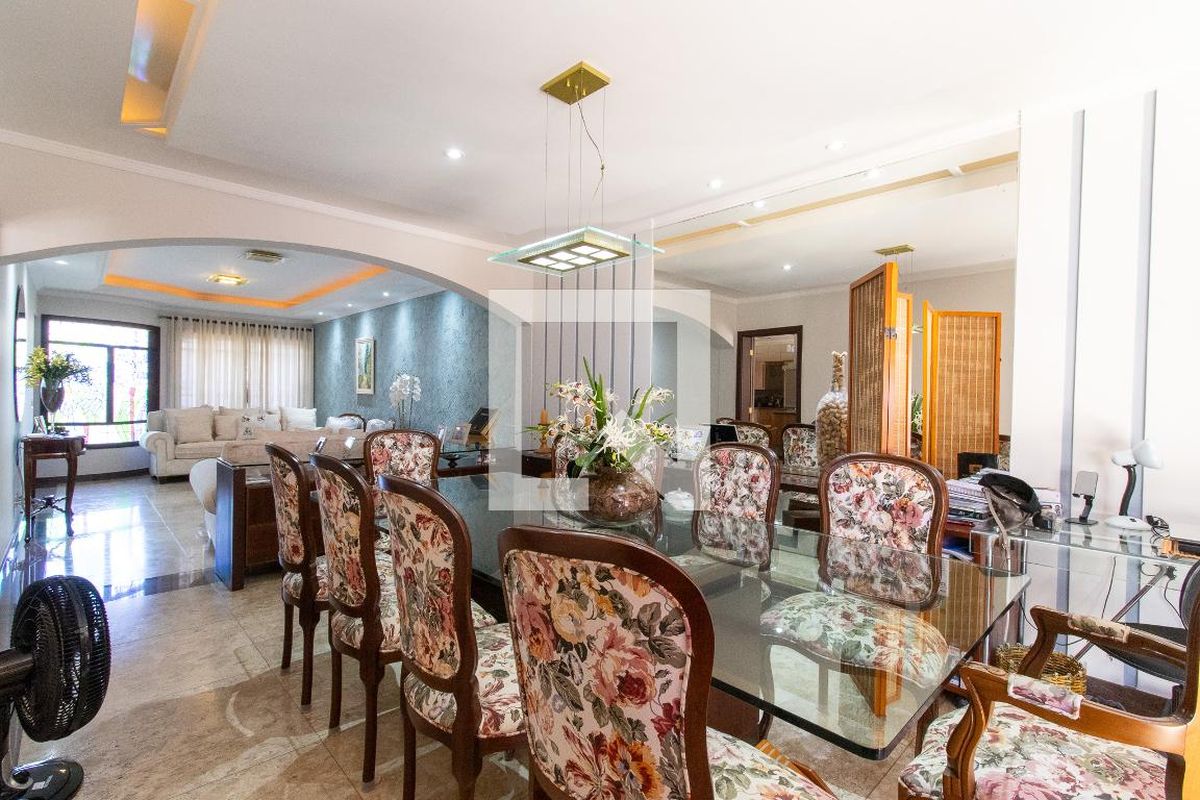 Casa à Venda - Taquaral, 4 Quartos,  430 m2 em , Campinas - sp | SoloBR