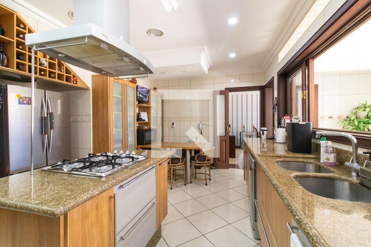 Casa à Venda - Taquaral, 4 Quartos,  430 m2 em , Campinas - sp | SoloBR