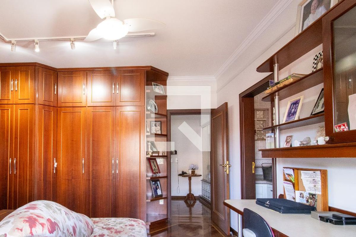 Casa à Venda - Taquaral, 4 Quartos,  430 m2 em , Campinas - sp | SoloBR