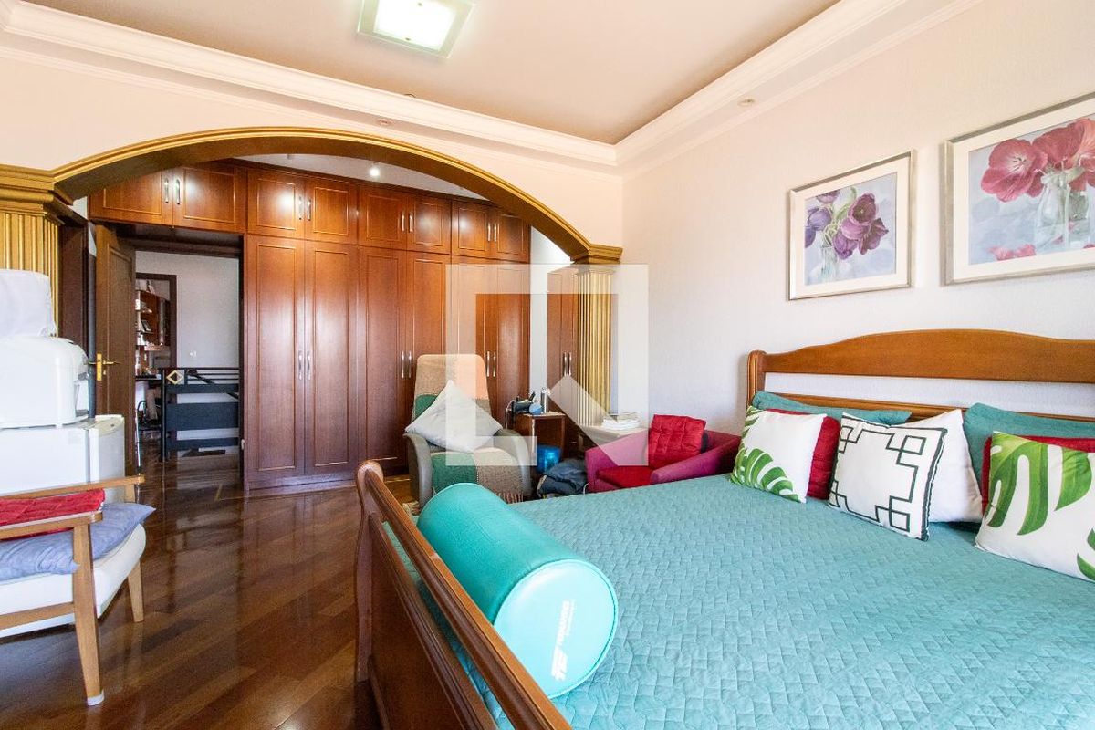 Casa à Venda - Taquaral, 4 Quartos,  430 m2 em , Campinas - sp | SoloBR