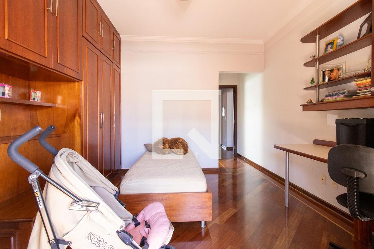 Casa à Venda - Taquaral, 4 Quartos,  430 m2 em , Campinas - sp | SoloBR