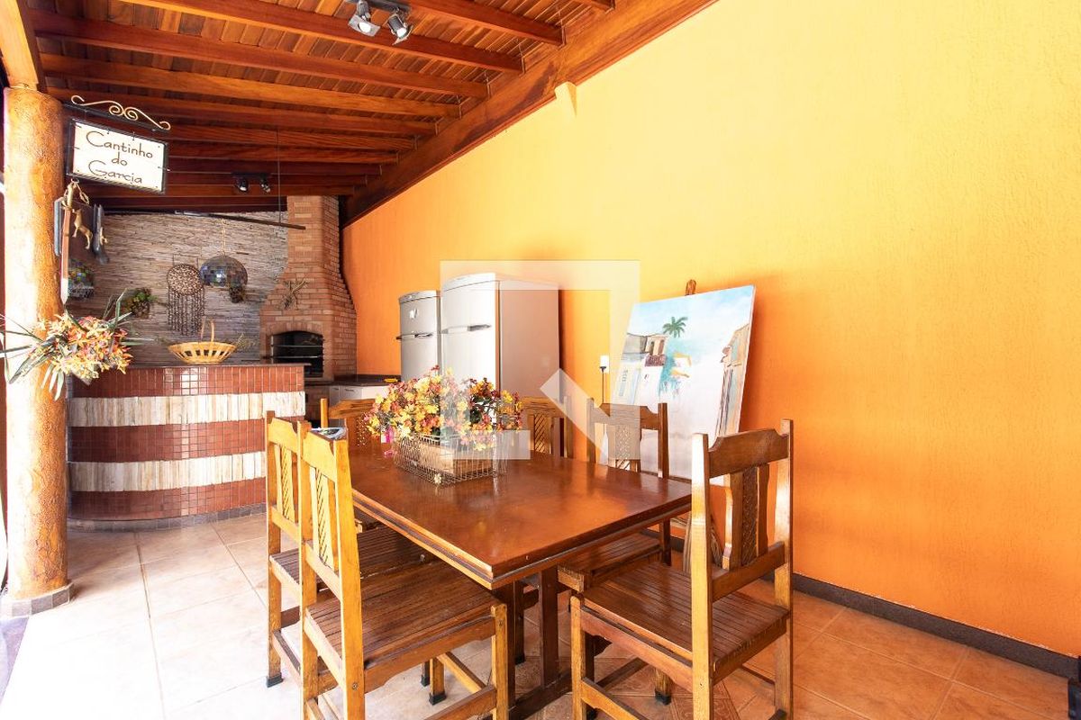 Casa à Venda - Taquaral, 4 Quartos,  430 m2 em , Campinas - sp | SoloBR