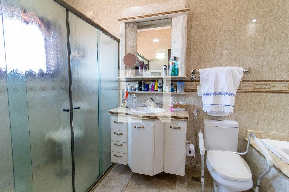 Casa à Venda - Taquaral, 4 Quartos,  430 m2 em , Campinas - sp | SoloBR